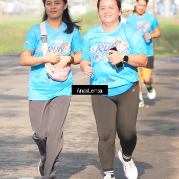 Runner Photo 8064252