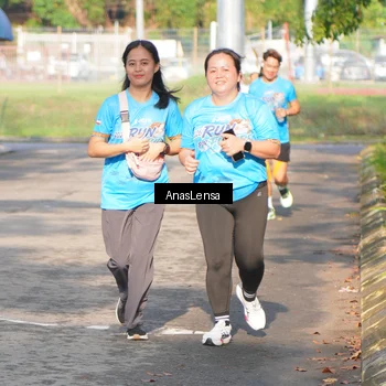 Runner Photo 8064257