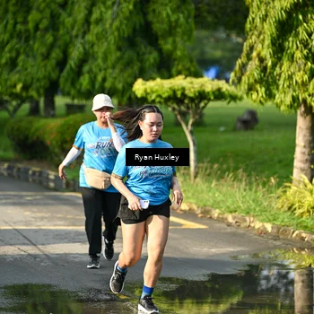 Runner Photo 8064325
