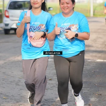 Runner Photo 8064332