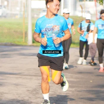 Runner Photo 8064364