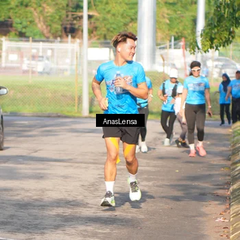 Runner Photo 8064369