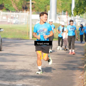 Runner Photo 8064385