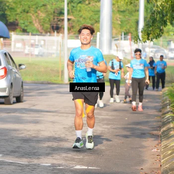 Runner Photo 8064431