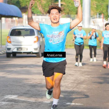 Runner Photo 8064559