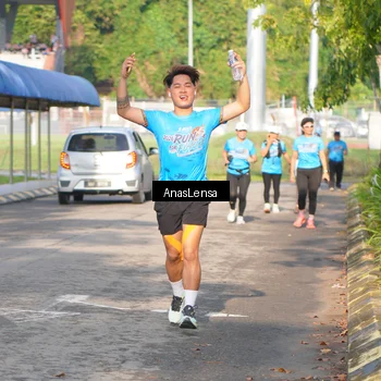 Runner Photo 8064564