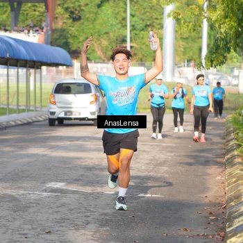 Runner Photo 8064567