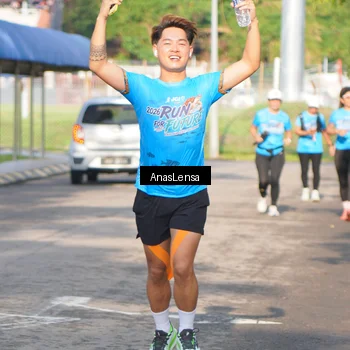 Runner Photo 8064604