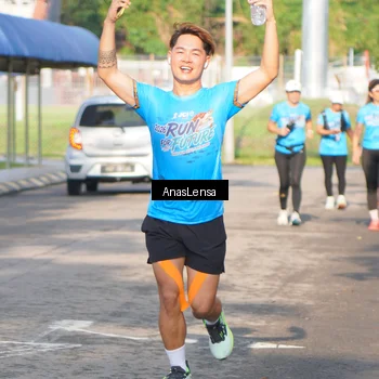 Runner Photo 8064605