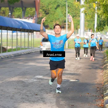 Runner Photo 8064653