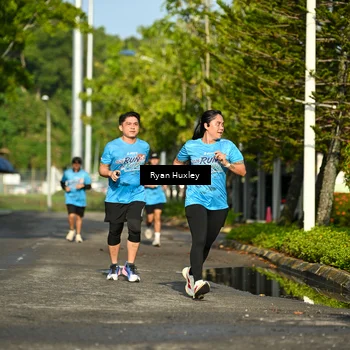 Runner Photo 8064671