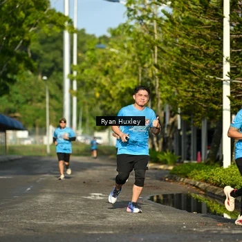 Runner Photo 8064676