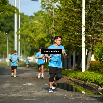 Runner Photo 8064687