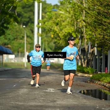 Runner Photo 8064693