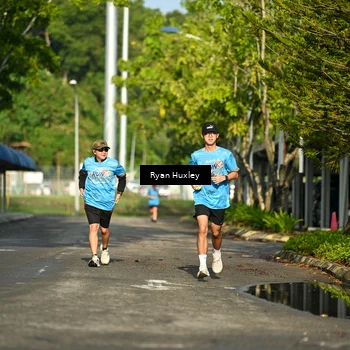 Runner Photo 8064695