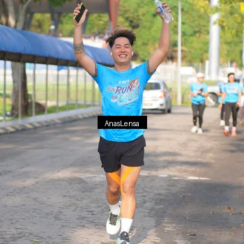 Runner Photo 8064704