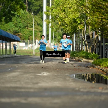 Runner Photo 8064753