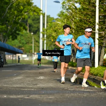 Runner Photo 8064799