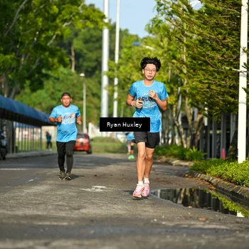 Runner Photo 8064900