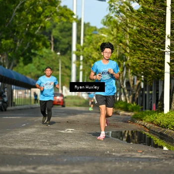 Runner Photo 8064901
