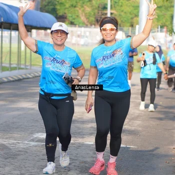Runner Photo 8064993