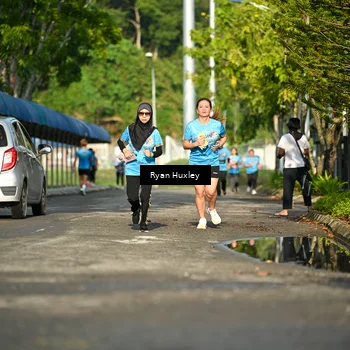 Runner Photo 8065002