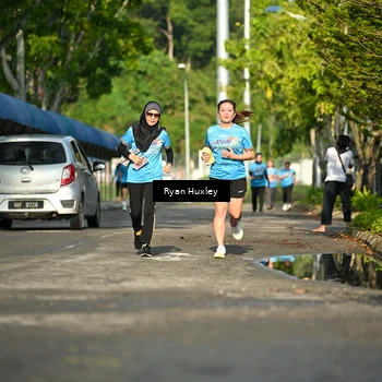 Runner Photo 8065012