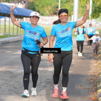 Runner Photo 8065042