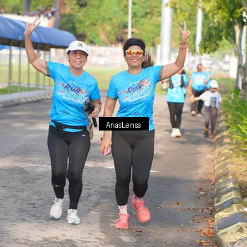 Runner Photo 8065044