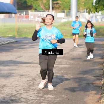 Runner Photo 8065423