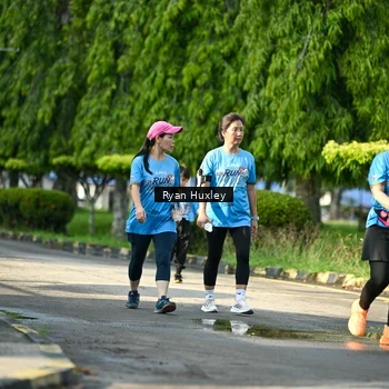 Runner Photo 8065435