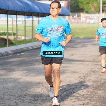 Runner Photo 8065631
