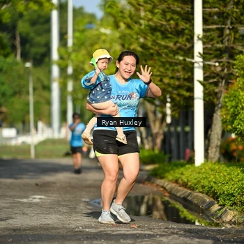 Runner Photo 8065659