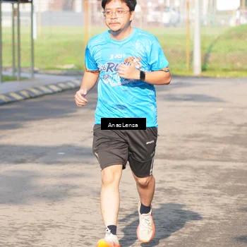 Runner Photo 8065664