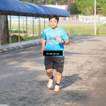 Runner Photo 8065706