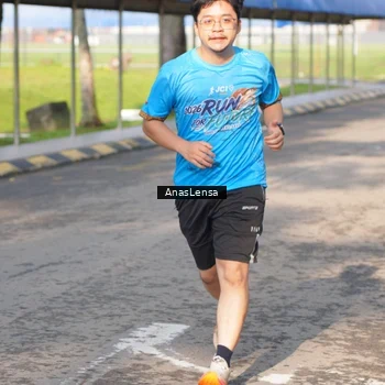 Runner Photo 8065745