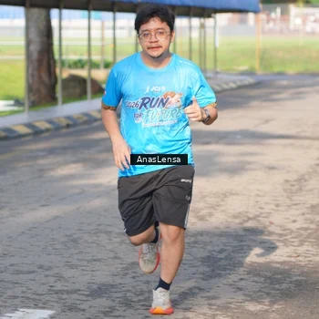 Runner Photo 8065746