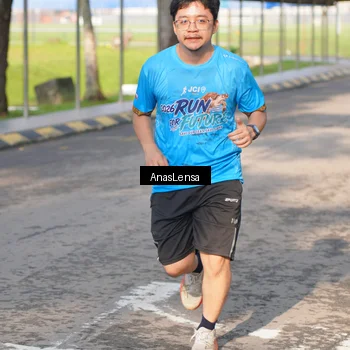 Runner Photo 8065788
