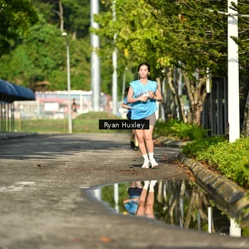 Runner Photo 8066001