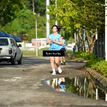 Runner Photo 8066005