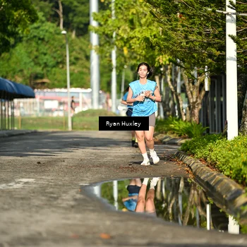 Runner Photo 8066007