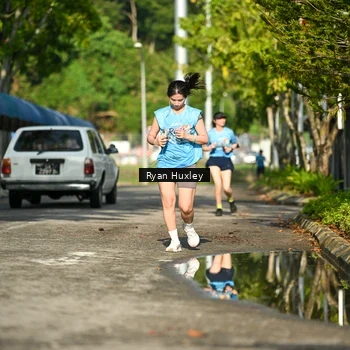 Runner Photo 8066021