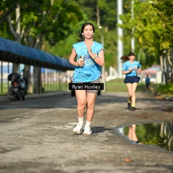 Runner Photo 8066035