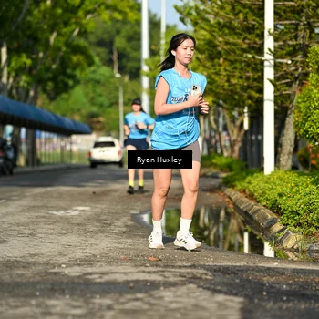 Runner Photo 8066068