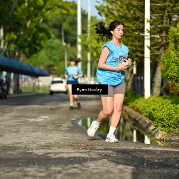 Runner Photo 8066072
