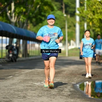Runner Photo 8066356