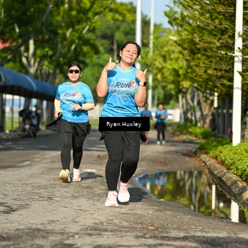 Runner Photo 8066472