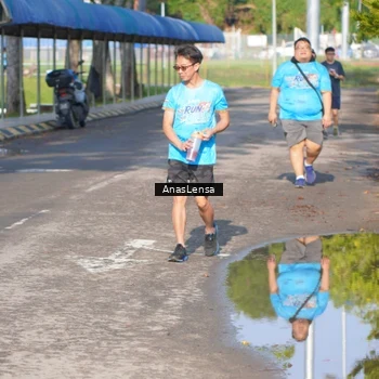 Runner Photo 8066705