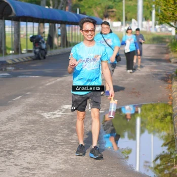 Runner Photo 8066725
