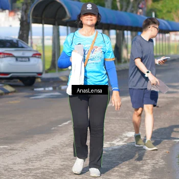 Runner Photo 8066756